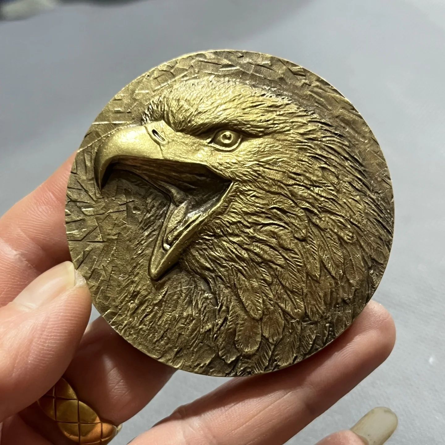 Eagle Head Commemorative Coin Brass 3D Relief Animal Collectible Stunning Zodiac Beast Head Coin Zodiac Enthusiasts