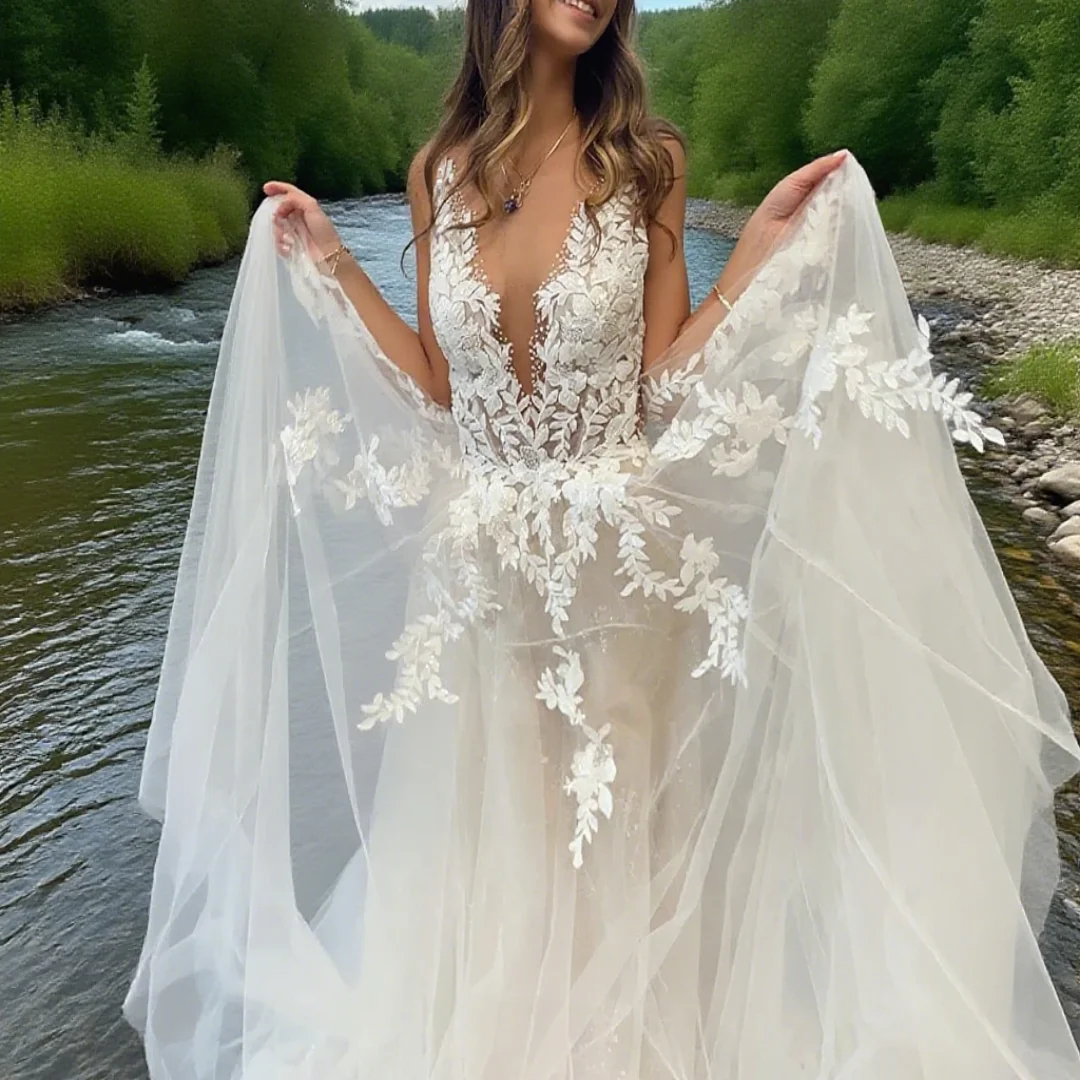 

Customized sexy A-line strapless lace appliquéd chiffon wedding dress, bridal formal evening gown