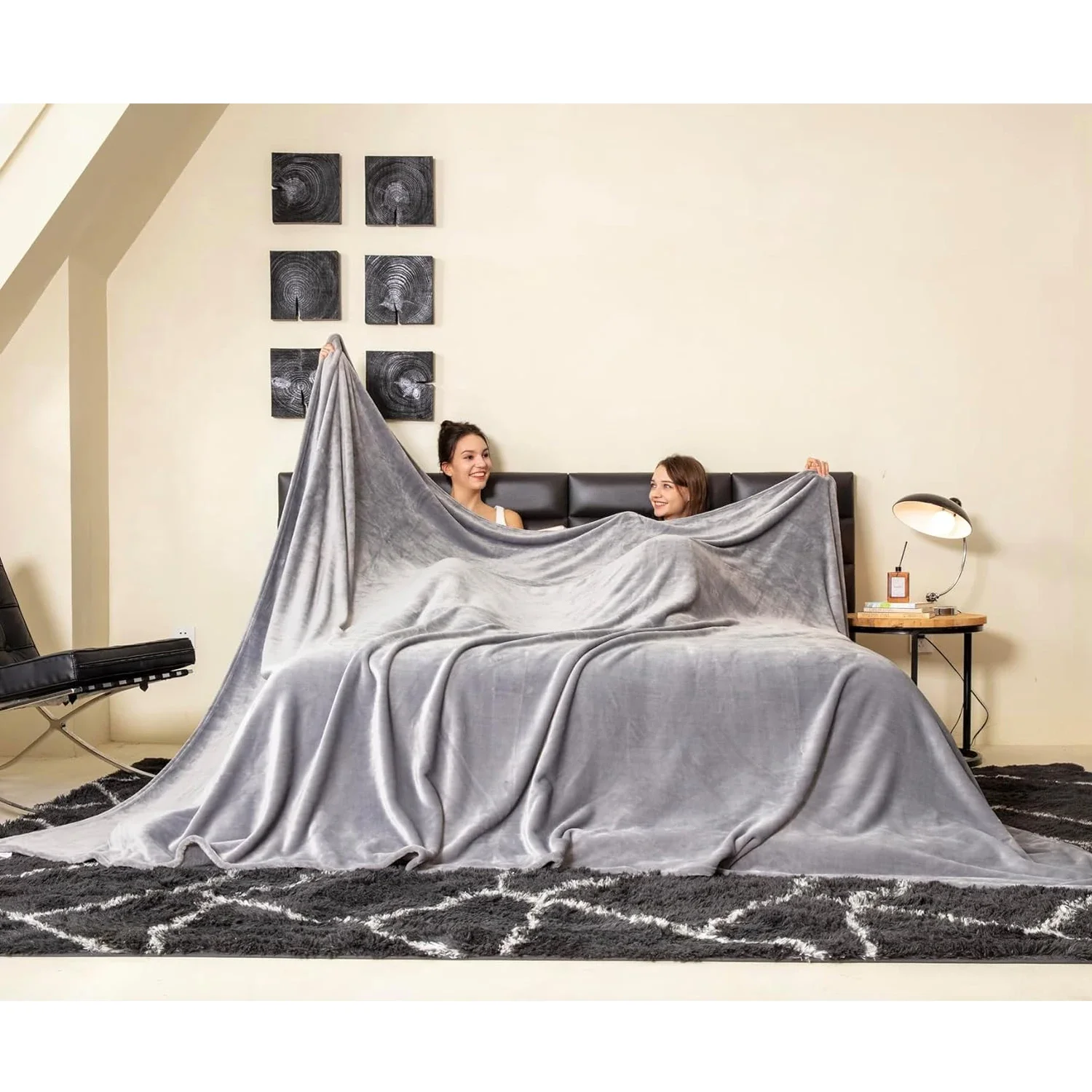 Oversized King Fleece Blanket 120x120 Inches, a Whole Giant Huge Seamless Blanket for Families, Couples & Friends - Extra Large