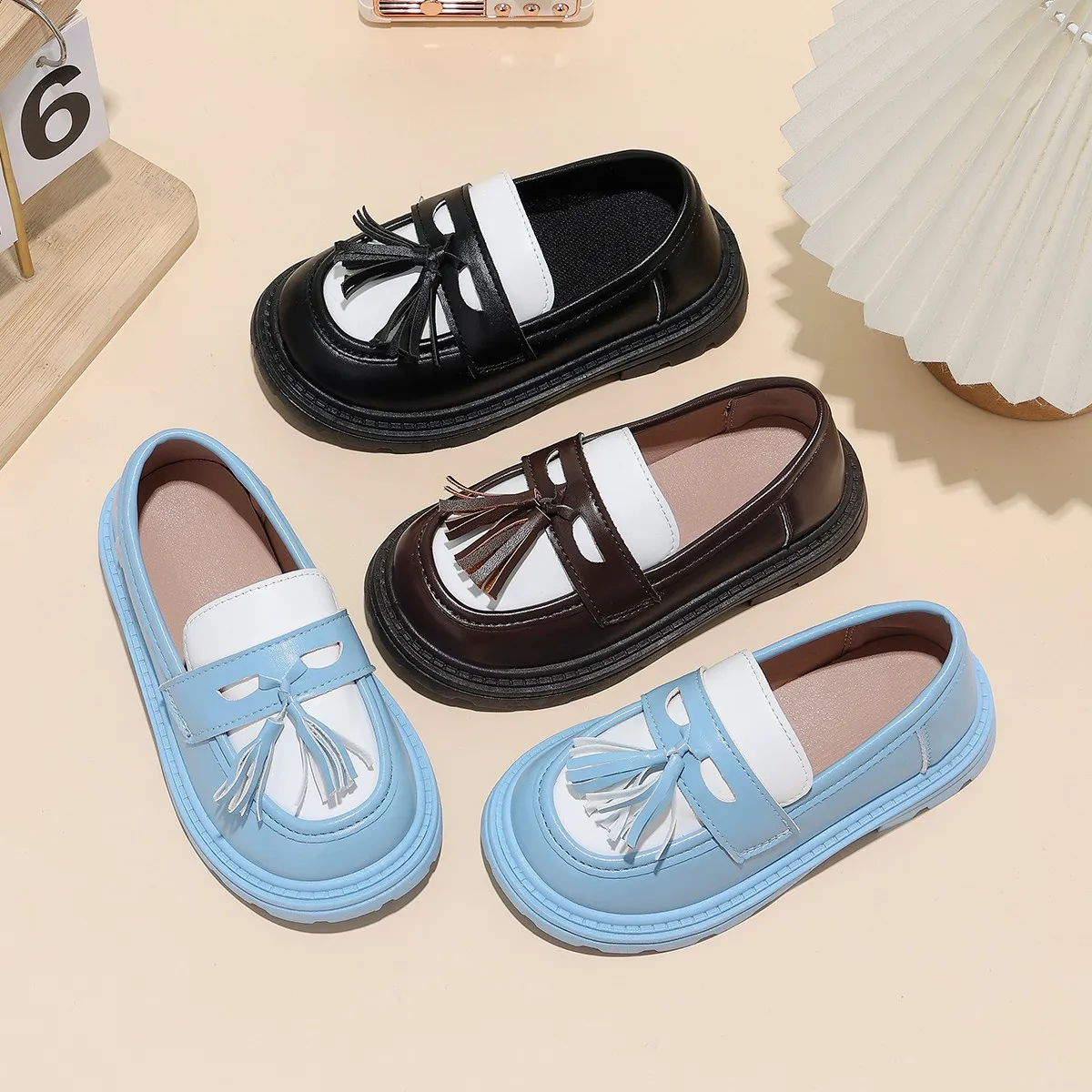 

Little Girls Chunky Mary Jane Shoes with Cute Fringes 2026 New Autumn Kid School Loafers Non-slip Classic Party Wedding Footwear