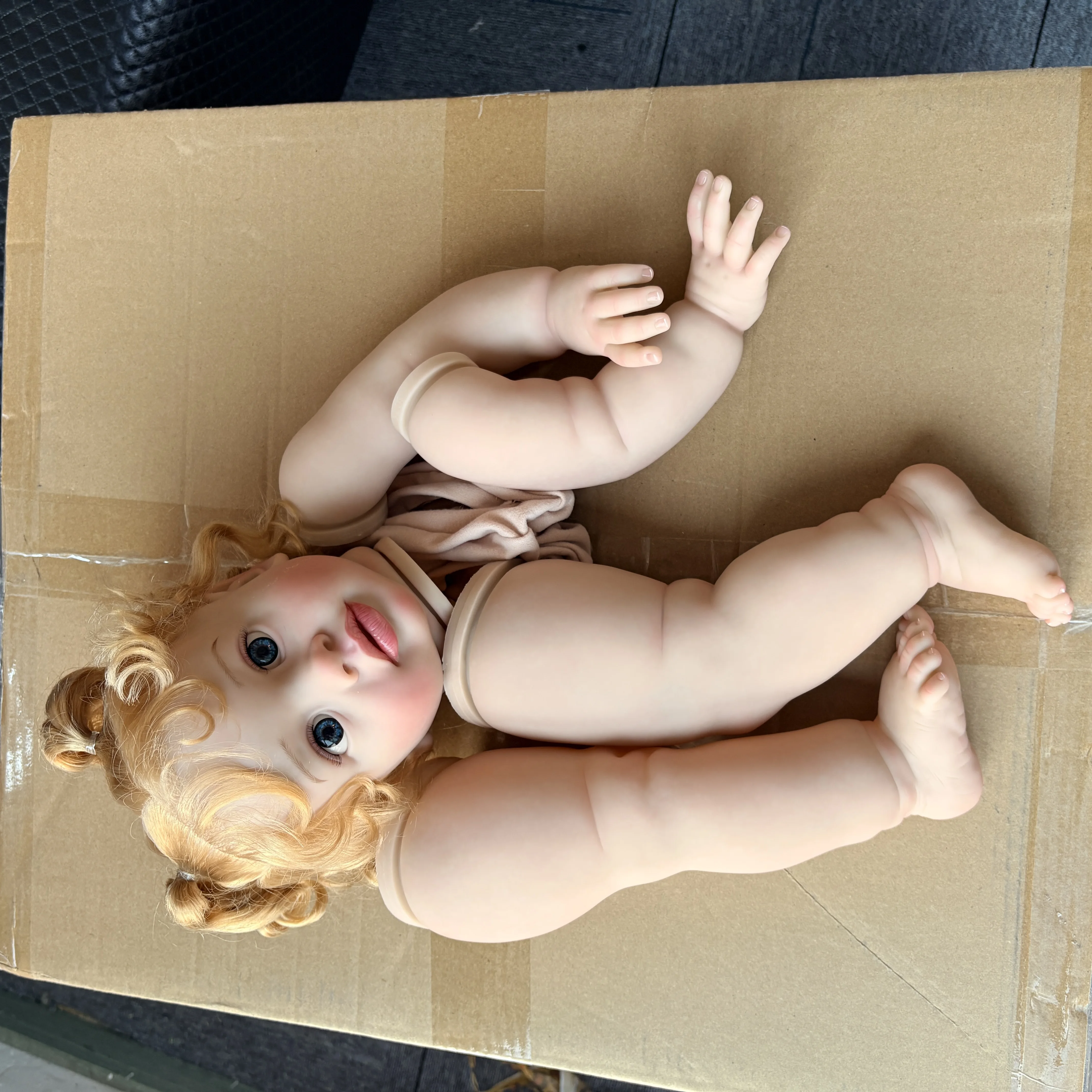 26Inch Unfinished Doll Parts Huge Size Lifelike Baby Toddler Reborn Pippa Blond Hair Doll with Cloth body and Eyes DIY Kits