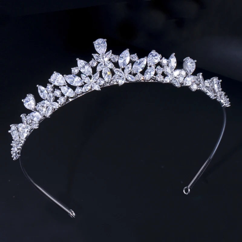 ThreeGraces Elegant Shiny Cubic Zirconia Bridal Wedding Banquet Tiara Crown Hair Accessories Jewelry for Women Bridesmaid HA035