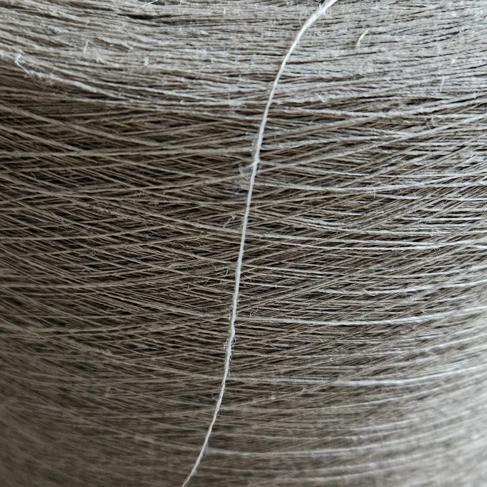 

Pure Natural color linen 1ply yarn Diameter 0.3mm weight about 1.3kg/cone knitting yarn