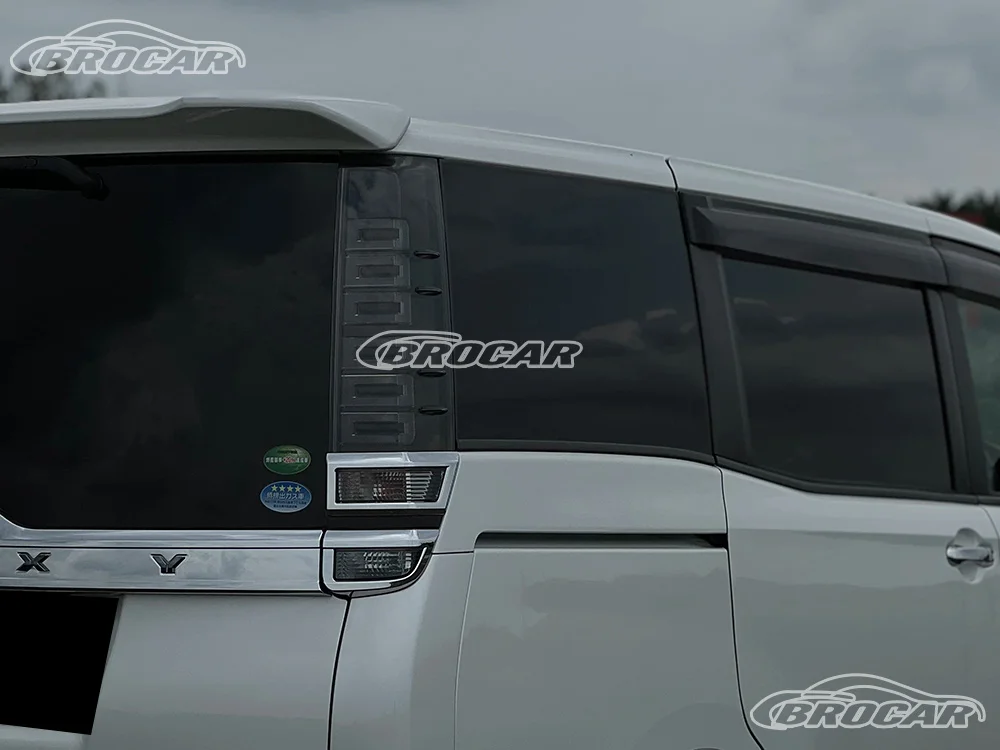 For 2013-2021 Toyota NOAH VOXY R80 Esquire GEN 3 Original High