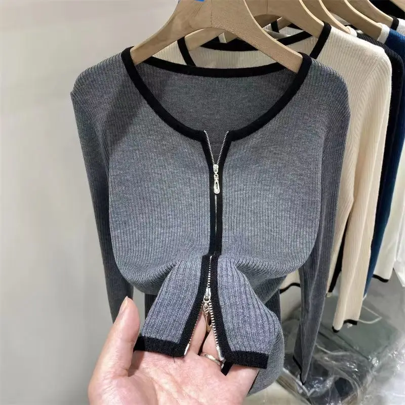 

Knitwear Cardigan Short Paragraph And Cardigans Zipper Up Black White Formal Knit Jacket Jersey 2024 New Bottoming Shirt