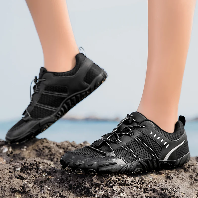 Men's Outdoor Aqua Hiking Shoes Wide Toe Box Trekking Walking Tourism Camping Sneakers Climbing Sports Non-slip Wear-resistant