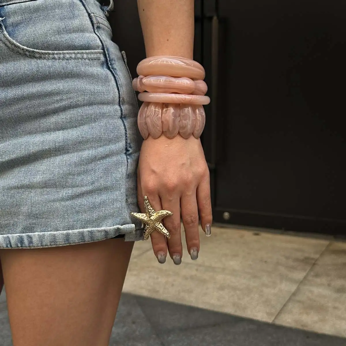 Vintage Punk Korea Pink Thin Resin Acrylic Smudging Bangles Open Round Irregular Wide Cuff Bangle Bracelet For Women Men Jewelry