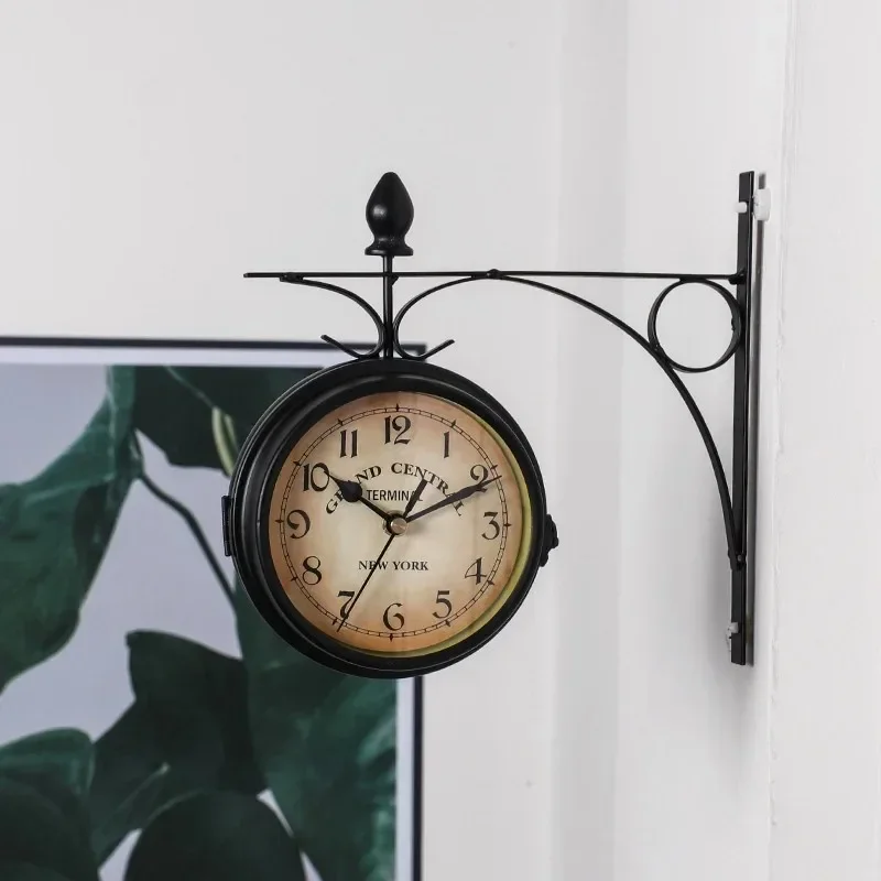 Outdoor Wall Clock Hanging Retro Double Sided Battery Powered Metal Mount Vintage Garden Coffee Bar Decoration Round Station