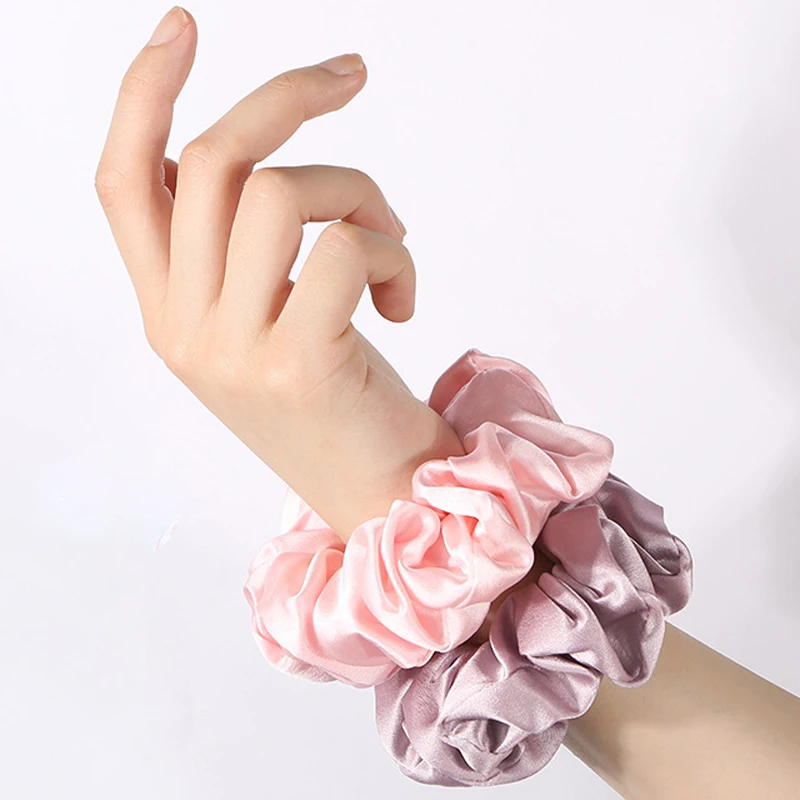 22 Momme 100% Mulberry Silk Hair Scrunchie Large 4.5cm Silk Hair Tie Luxury Satin Hair Accessories for Women Girls Ponytail Hold