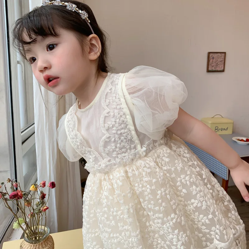 Vestito da figlia pizzo da ragazza principessa garza 2024 estate edizione coreana vestito da principessa per bambini vestito da primo anno per bambini