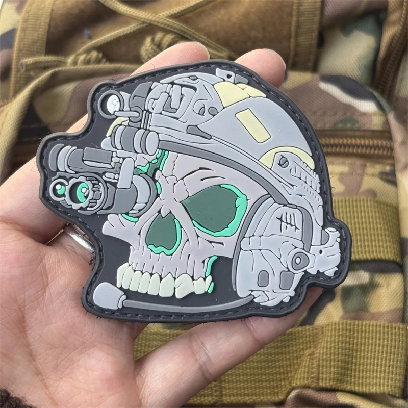 Parche PVC 3D Hunter's Skull con gancho táctico para mochila y ropa - imagen 4