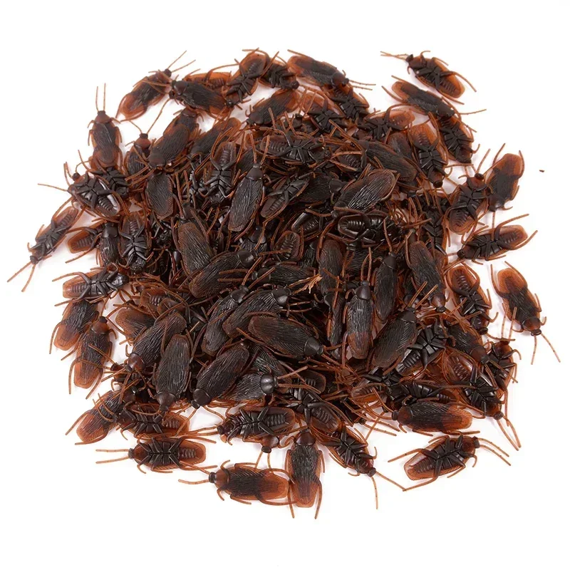 10-50Pcs Artificial Cockroach Realistic Fake Roach Insects Novelty Trick Props Kids Toy Halloween Party Decoration Plastic Bugs