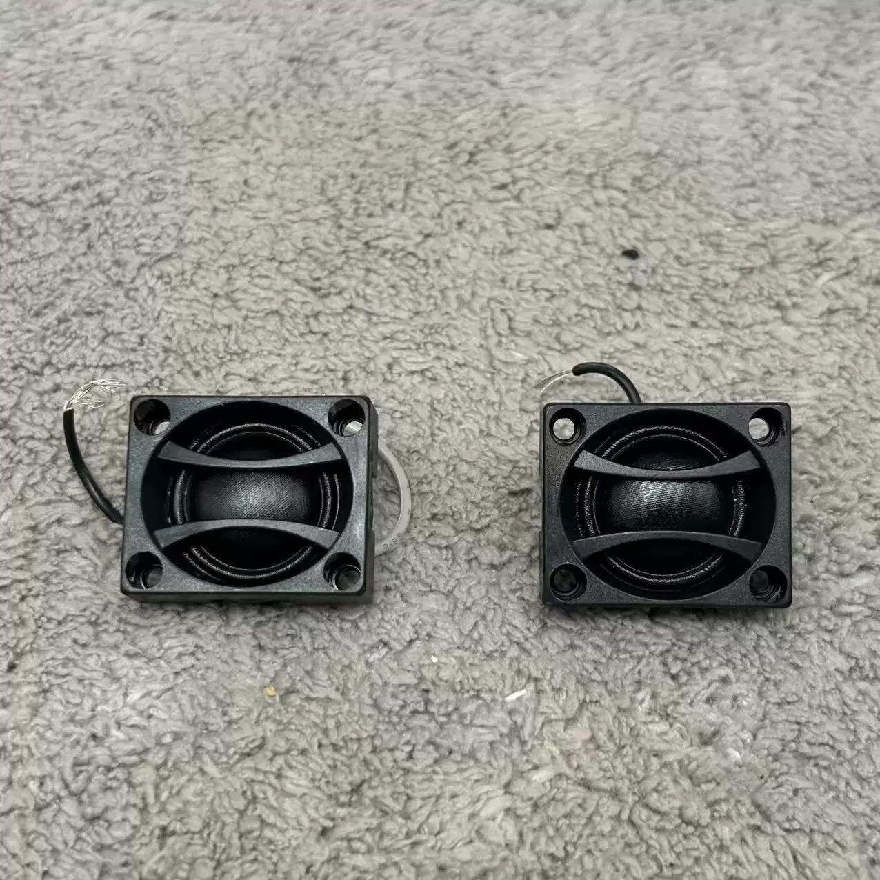 2PCS GHXAMP High-Fidelity Mini Tweeter Speaker 8 Ohm 10W – Ideal for DIY Speaker Treble Enhancement