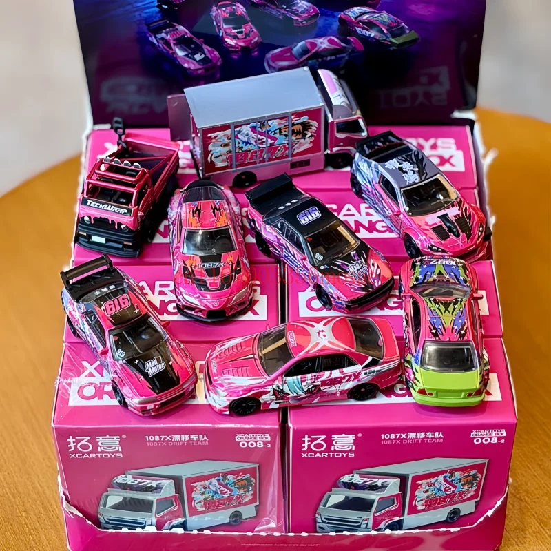 Xcartoys 1:64 1087x Drift-Rennwagen Legierungsmodell Zufällige Blindbox Auf Lager Druckguss-Sammlerstück für Erwachsene Cooles Hobby-Sammlerstück