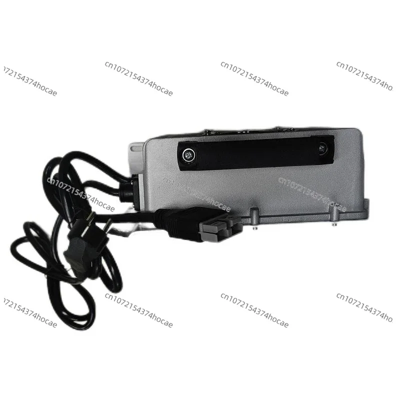 다양한 고전력 방수 리튬 배터리 충전기 RV 지게차 지능형 고속 충전 차량 12-72V 30A를 신속하게 사용자 정의하십시오.