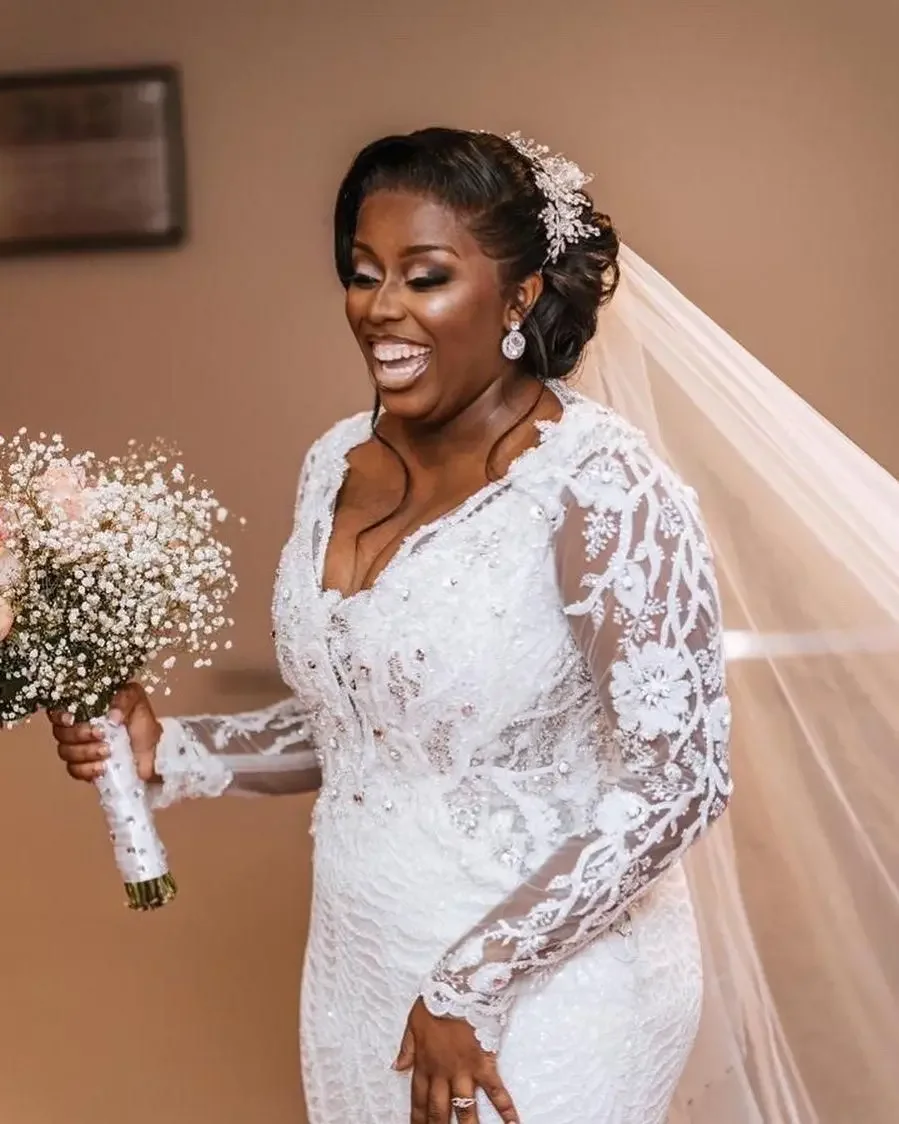Personalizado plus size vestidos de casamento rendas contas de cristal sereia vestidos de noiva com decote em v manga longa elegante robes de marie