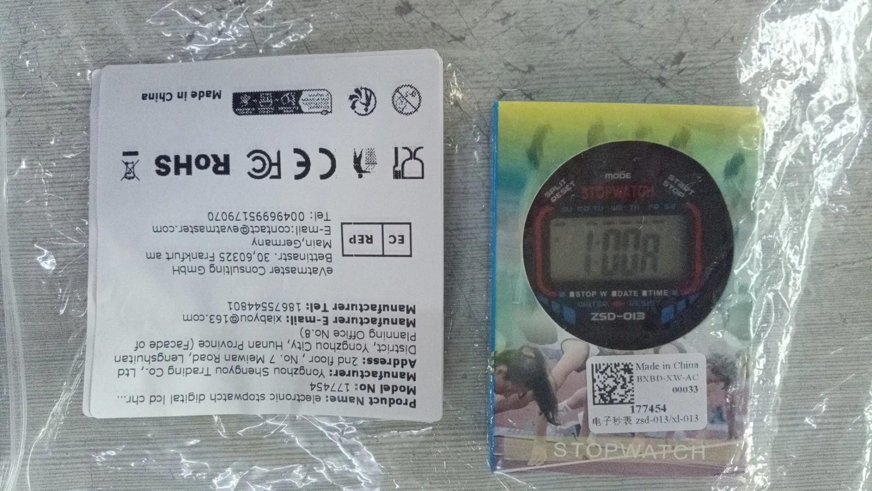 Digital Running Timer Waterproof Handheld Sports Stopwatch Electronic Multifunctional Lightweight Portable Practical with Strap