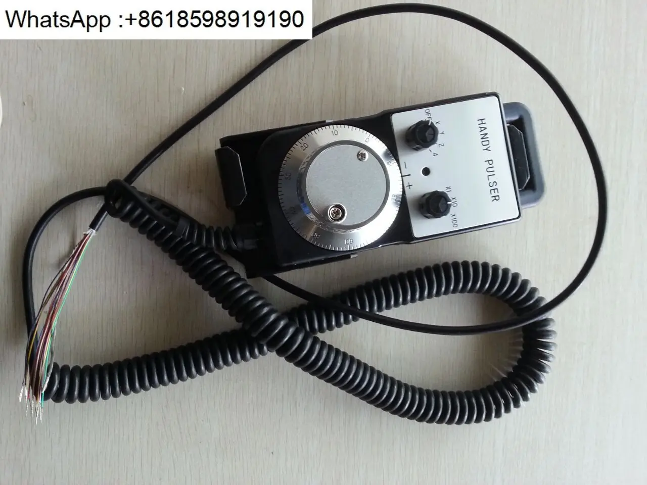 HP-L01-2D-PL0-300-00 التحكم السري NEMICON الياباني الجديد