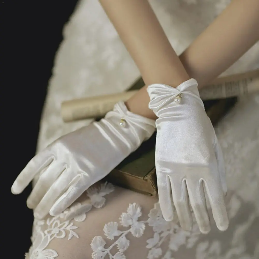 Elegant Pearl Driving White Mittens Bridal Wedding Banquet Accessories Women's Short Satin Elastic Etiquette Dress Gloves