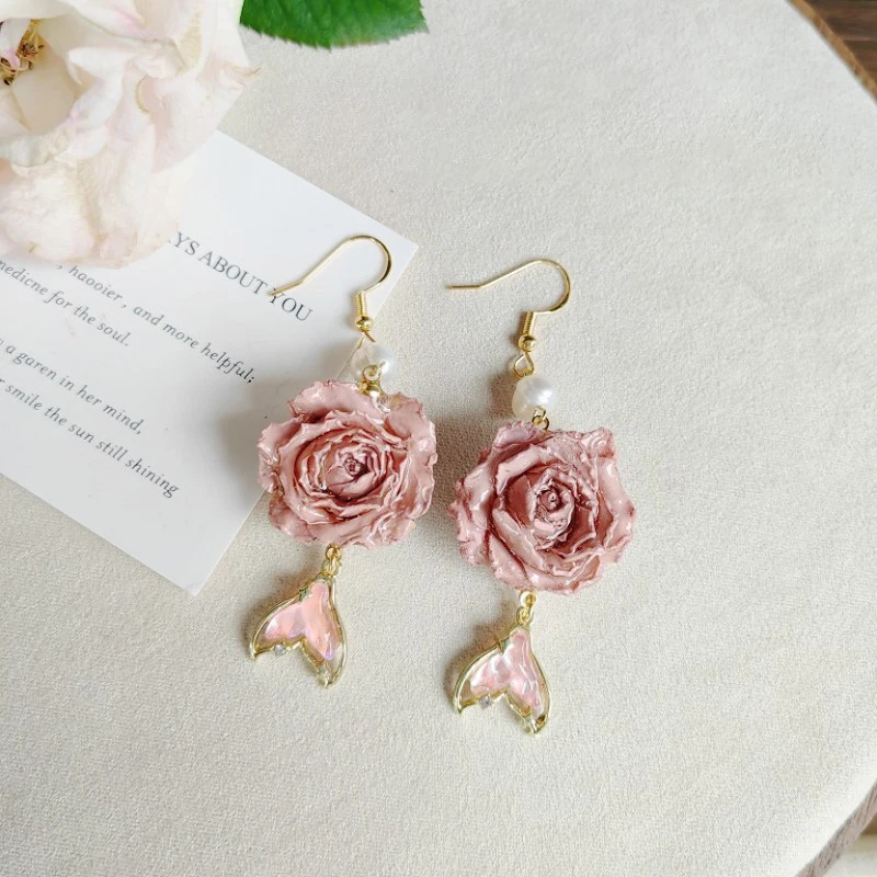 

Unique Pink Rose Fishtail Earrings Elegant Immortal Rose Drop Earrings For Women Handmaking Epoxy Resin Natural Flower Jewelry
