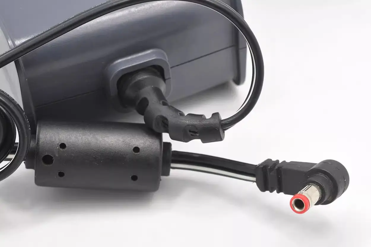 Original RESPIRONICS 60W AC Adapter Charger สําหรับ PHILIPS 12V 5A 5.5x2.5 มม.MW115RA1200N05 AA24750L-001 AA24750L-003 แหล่งจ่ายไฟ