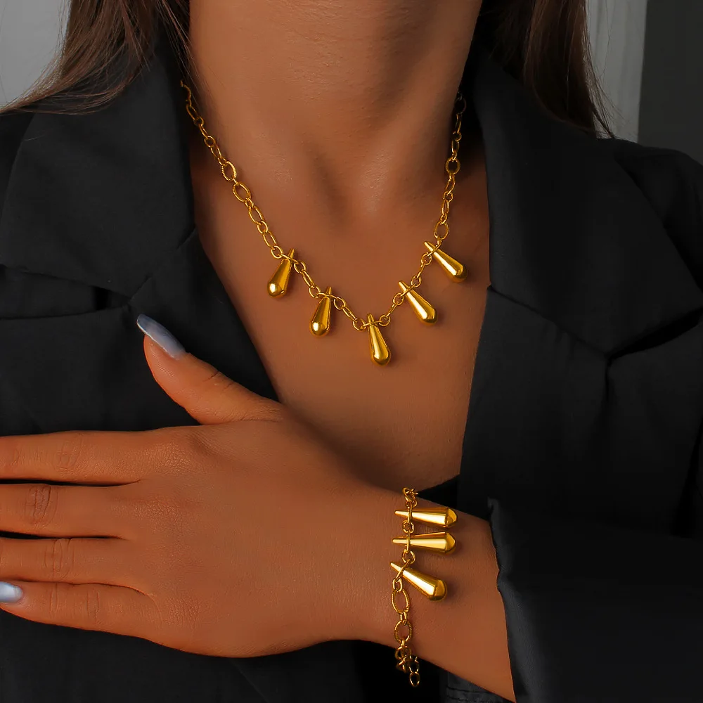 DIY accessories Guangdong decoration bow tassel necklace women's 2025 new temperament light luxury titanium steel non-fading col