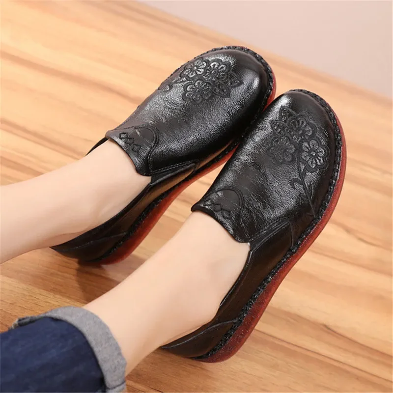 TIMETANG High Quality Retro Fancy Pattern Genuine Leather Round Toe Slip On Flat Shoes Soft Sole Sports Shoes Woman FlatsE815