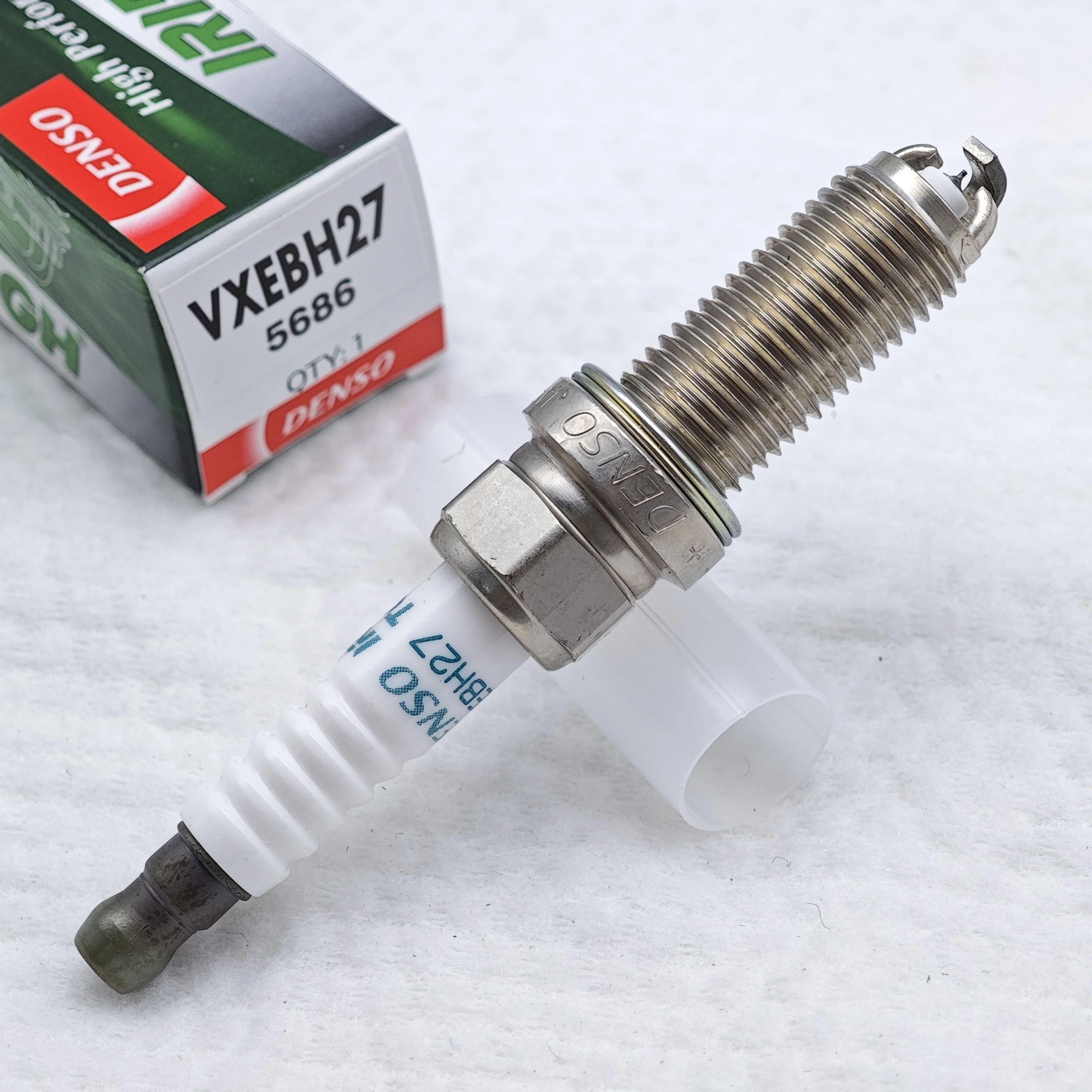 4pcs Original DENSO Iridium Spark Plug VXEBH27 5686 Suitable For