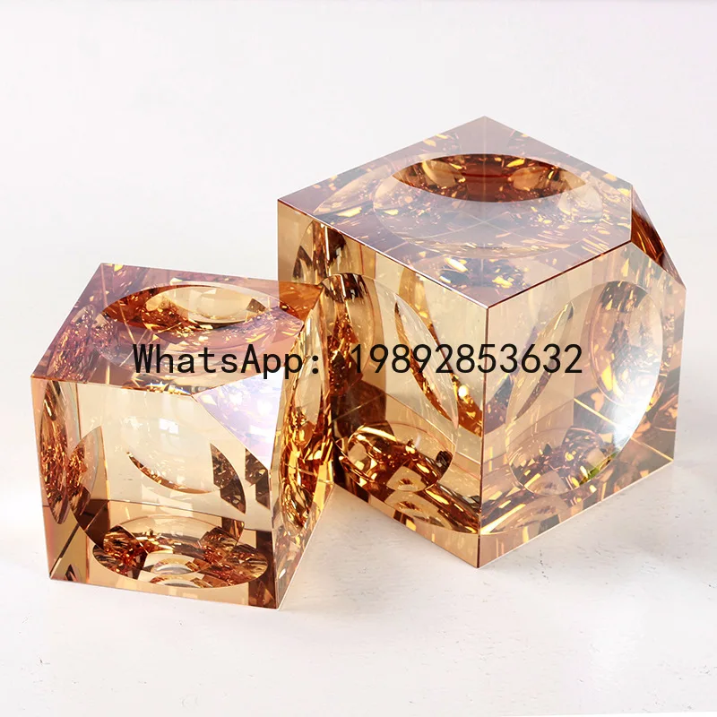 

PYJ Creative Art Rubik's Cube Crystal Light Luxury Living Room Office TV Cabinet Accessories