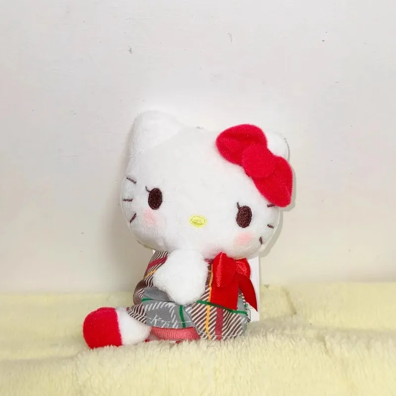 سانريو كارتون مرحبا كيتي أفخم المفاتيح قلادة حقيبة الظهر اليومية شخصية الأزياء الديكور مهرجان الأطفال هدية