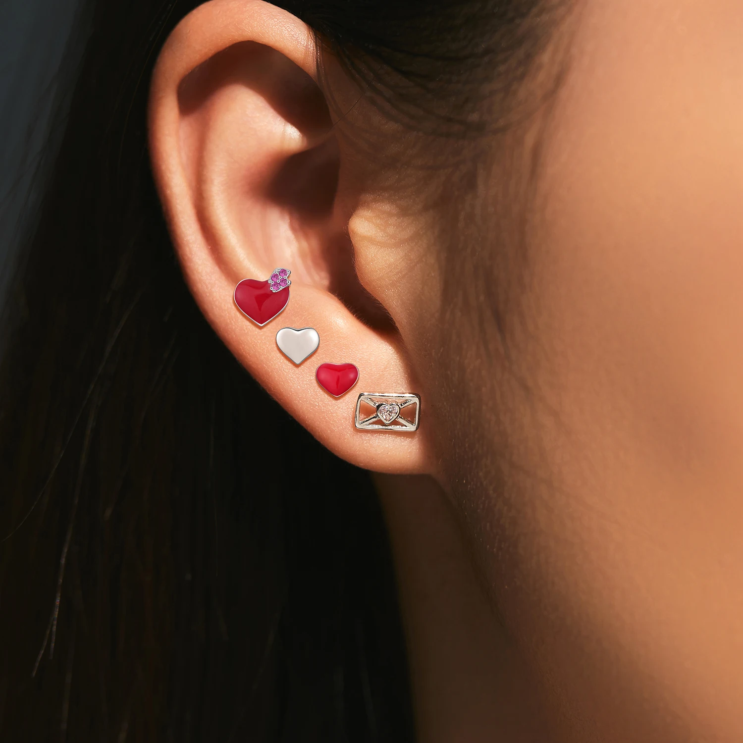 MODIAN 4 SZTUK 925 Sterling Silver Sweet Red & Mirror Heart Love Letter Tiny Earrings Zestaw dla kobiet Drobna biżuteria Prezenty rocznicowe — zdjęcie 3
