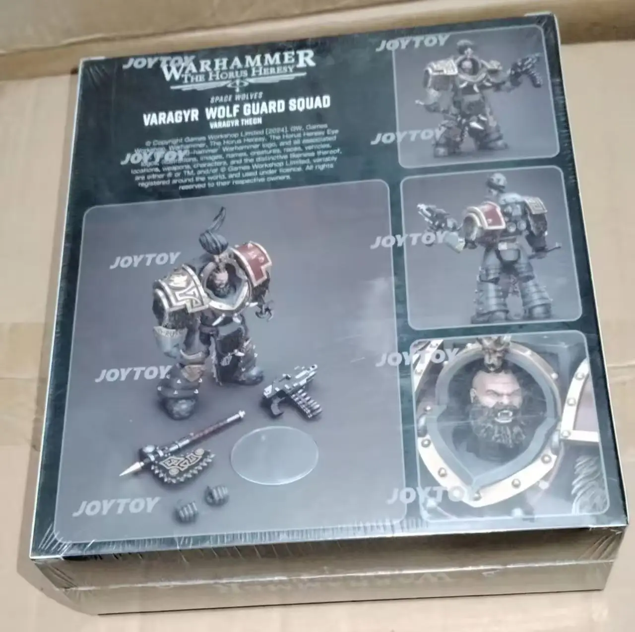 【ZW】JOYTOY Warhammer 40K 1/18 Actionfigur Space Wolves Varagyr Wolf Guard Squad Varagyr Thegn Modell Spielzeug Geschenke Sammlerstücke
