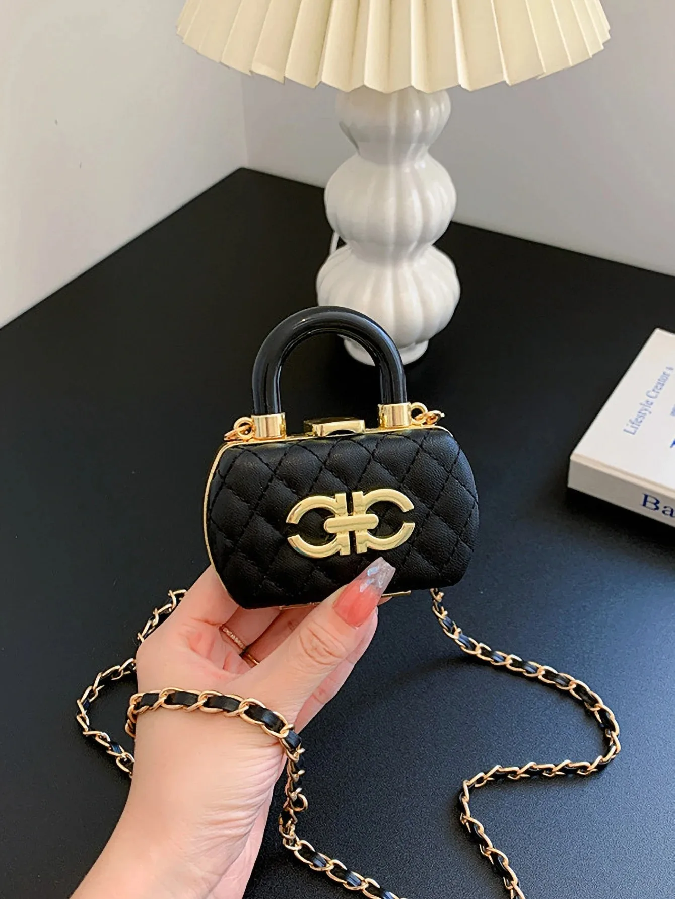 

New women's fashionable shoulder bag mini solid color PU mouth red envelope chain diagonal cross bag