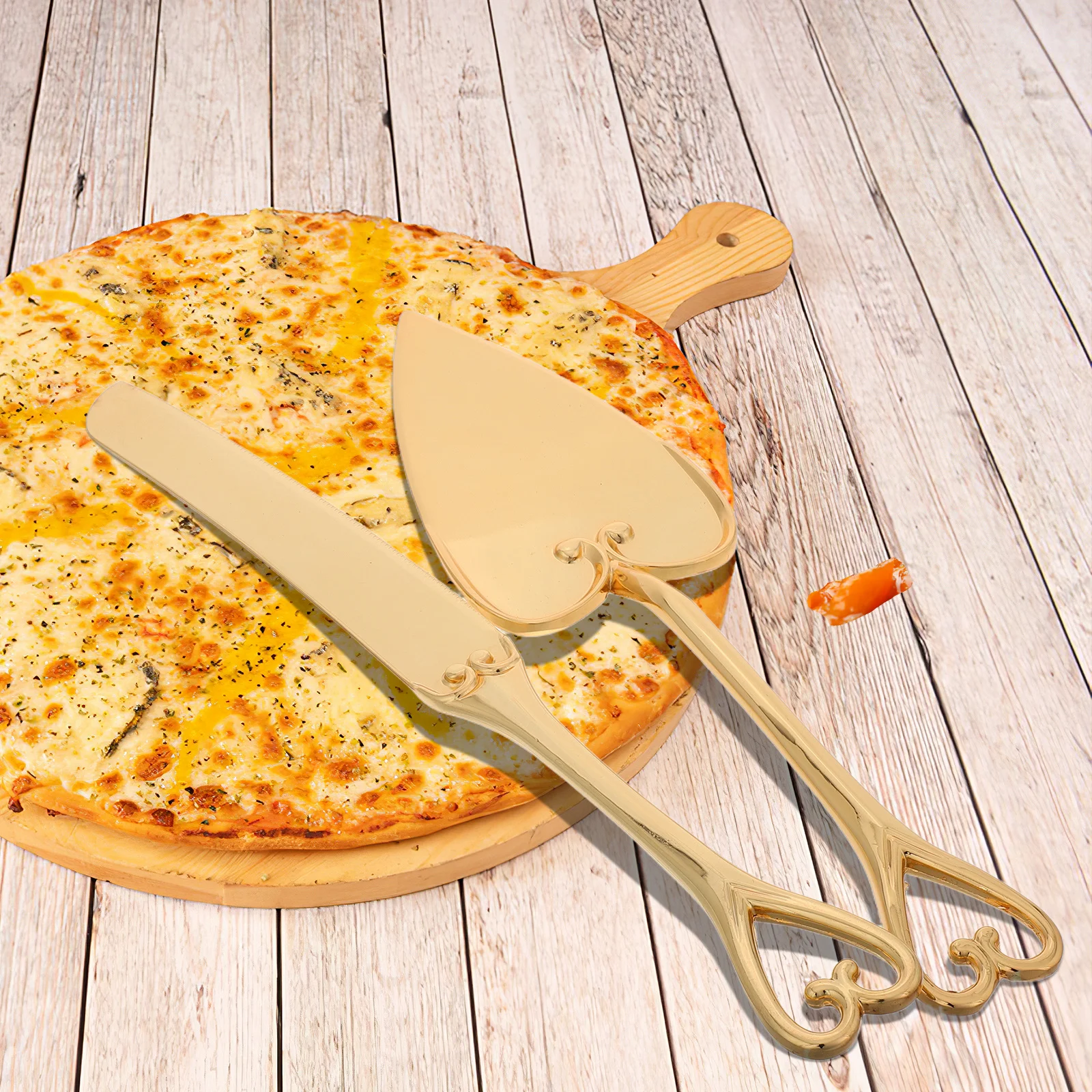 مجموعة ملعقة سكين على الطراز الأوروبي الذهبي الأنيق مكونة من قطعتين لقطع فطيرة الكيك وتقديم الزفاف والمناسبات الخاصة والخبز من الفولاذ المقاوم للصدأ