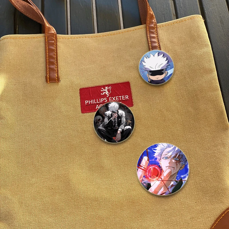 32/44/58mm Anime Jujutsu Kaisen Tinplate Brooch Pins Figure Icon Badge Handmade Brooches Breastpin for Backpack Clothes Gift