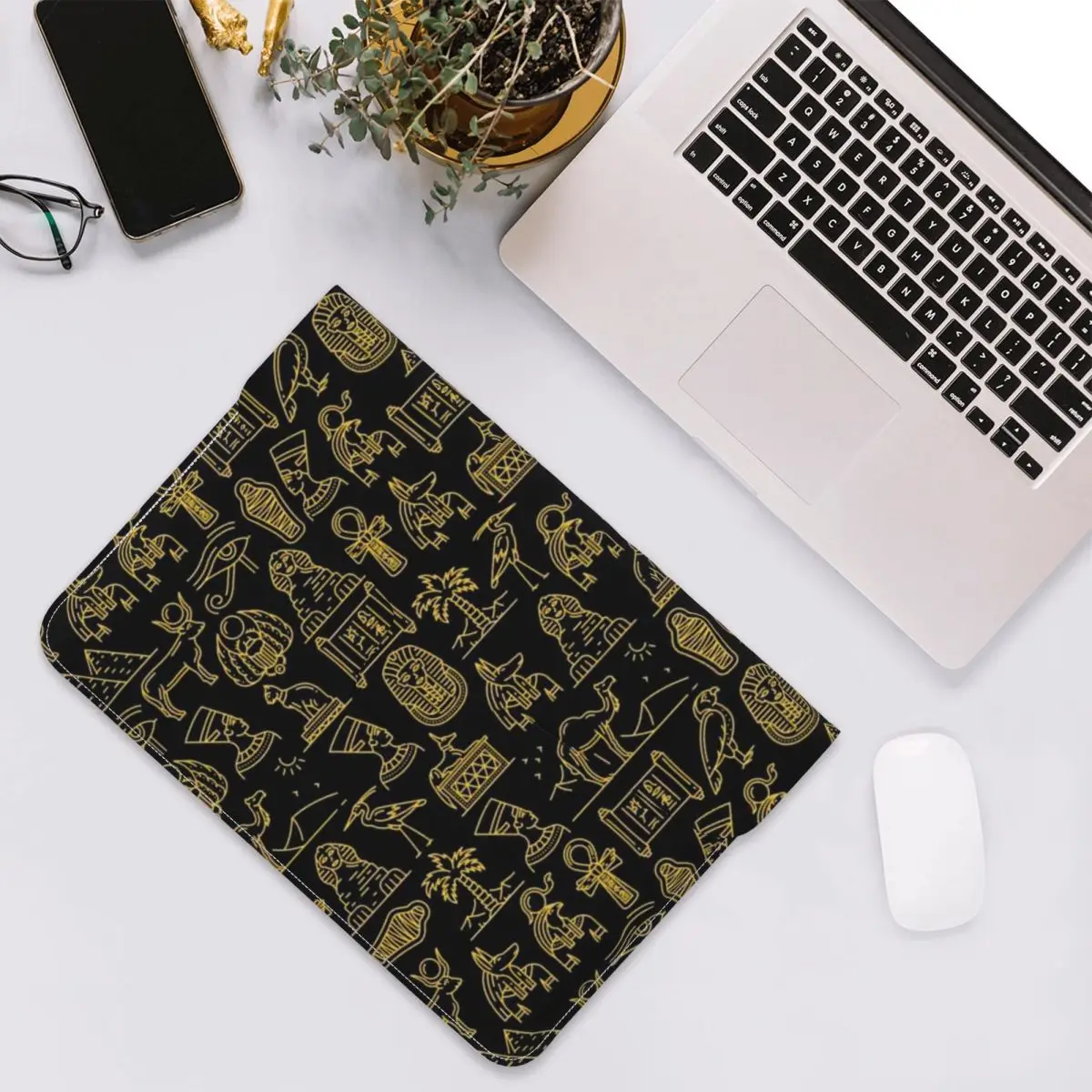 Ancient Egyptian Culture PU Leather Horizontal Laptop Sleeve Shockproof Soft Lining Notebook Case 13 Inch