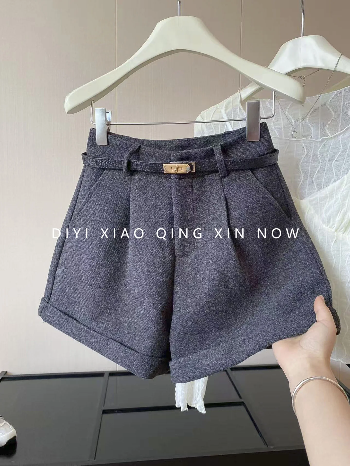 High Waist Cuffed Grey Casual Shorts Women's Fashion Autumn 2026 Belted Slim A-Line Pants Commute Style Ladies' Polyester
