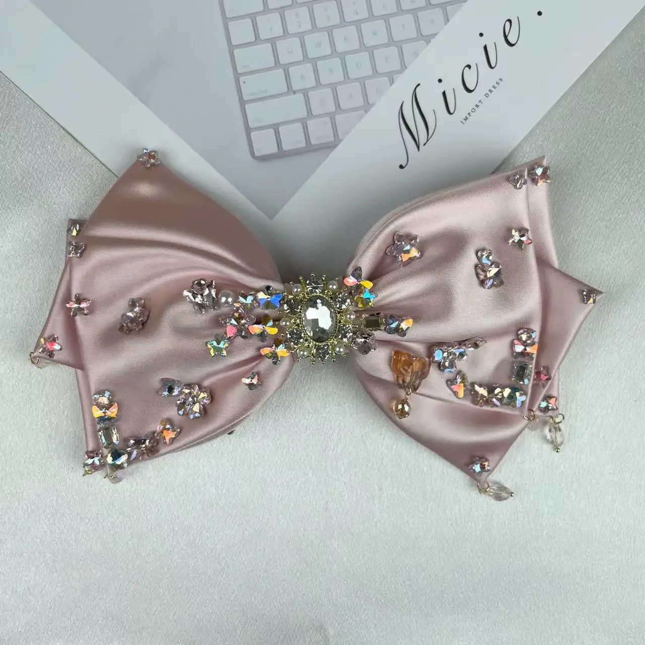 جديد الأصلي الصناعة الثقيلة عالية الجودة الساتان كامل الماس القوس دبوس الشعر غطاء الرأس الأنيق الحلو الربيع كليب