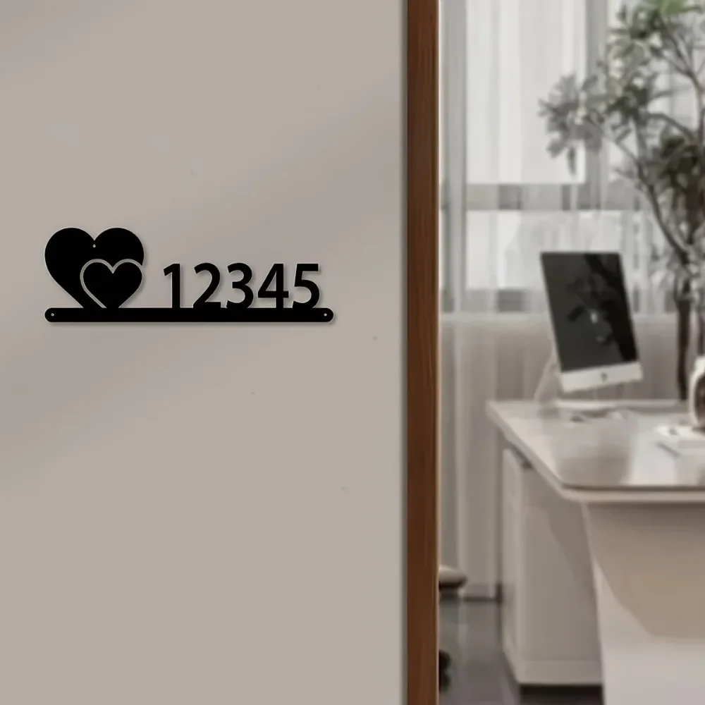 独占的な手作りのハート型の金属製ドア飾り。 壁に取り付けられ、新しい家の壁の彫刻に最適です。