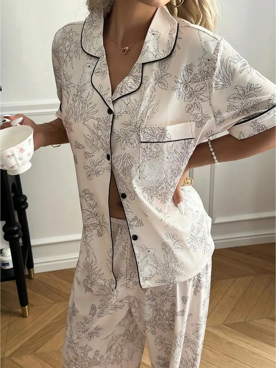 

Botanical Sketch Print Short Sleeve Pajama Set with Notched Collar Women's Silk Sleepwear