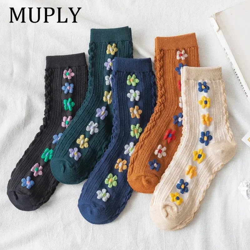 2025 New Women Socks Cotton Classic Style Euramerican National Wild Flowers Spring Winter Ladies Socks Warm Cute Socks Gift