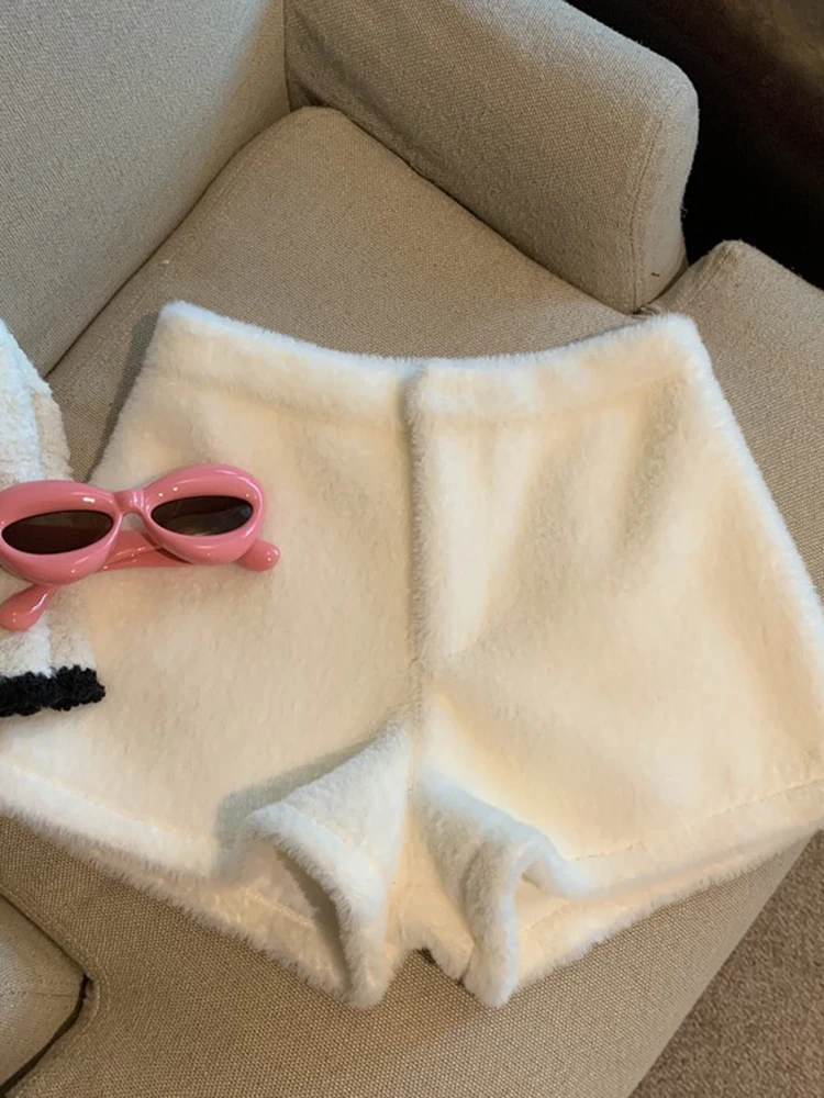 شيك فو الفراء الحلو قصيرة المرأة مثير ضئيلة عالية الخصر البسيطة السراويل موضة الكورية خريف شتاء دافئ الإناث الصلبة أنيقة السراويل جديد #4