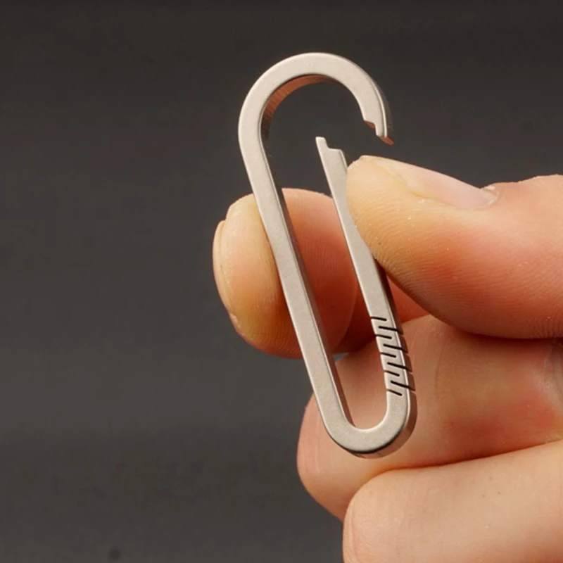 

1PC Titanium Alloy Keychain Tiranium Buckle Key Ring Car Accessories Titanium Buckles EDC Outdoor Tool Multi-purpose Tool