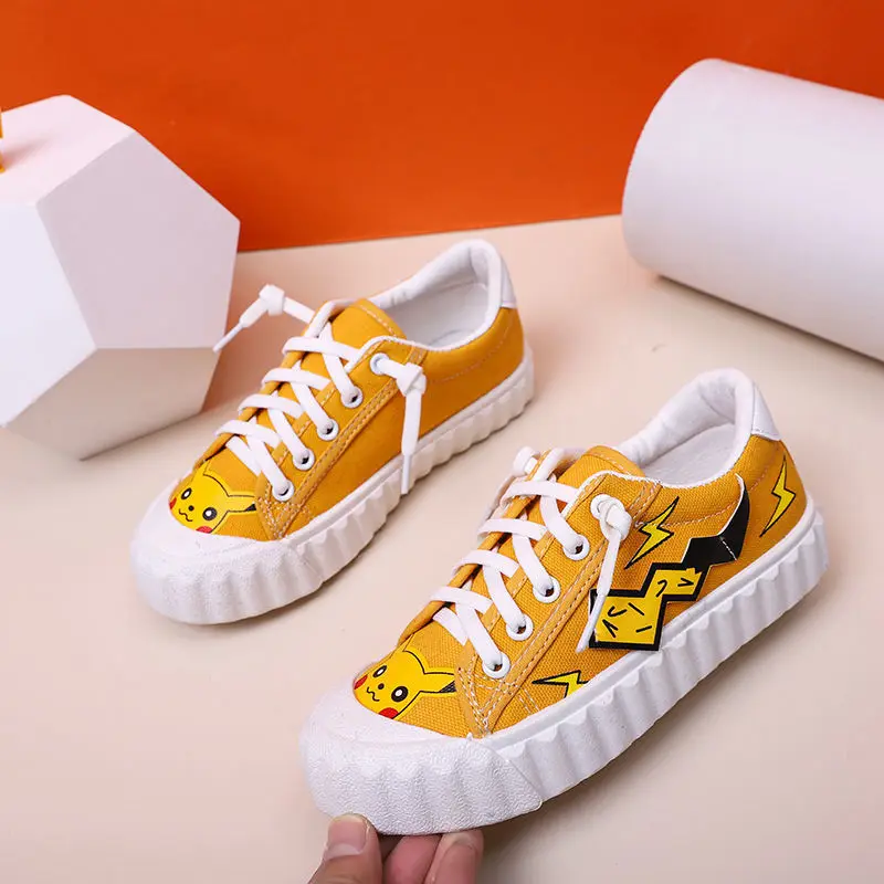 Pikachu-zapatos de lona para niño y niña, calzado pequeño de tela, color amarillo, 2024
