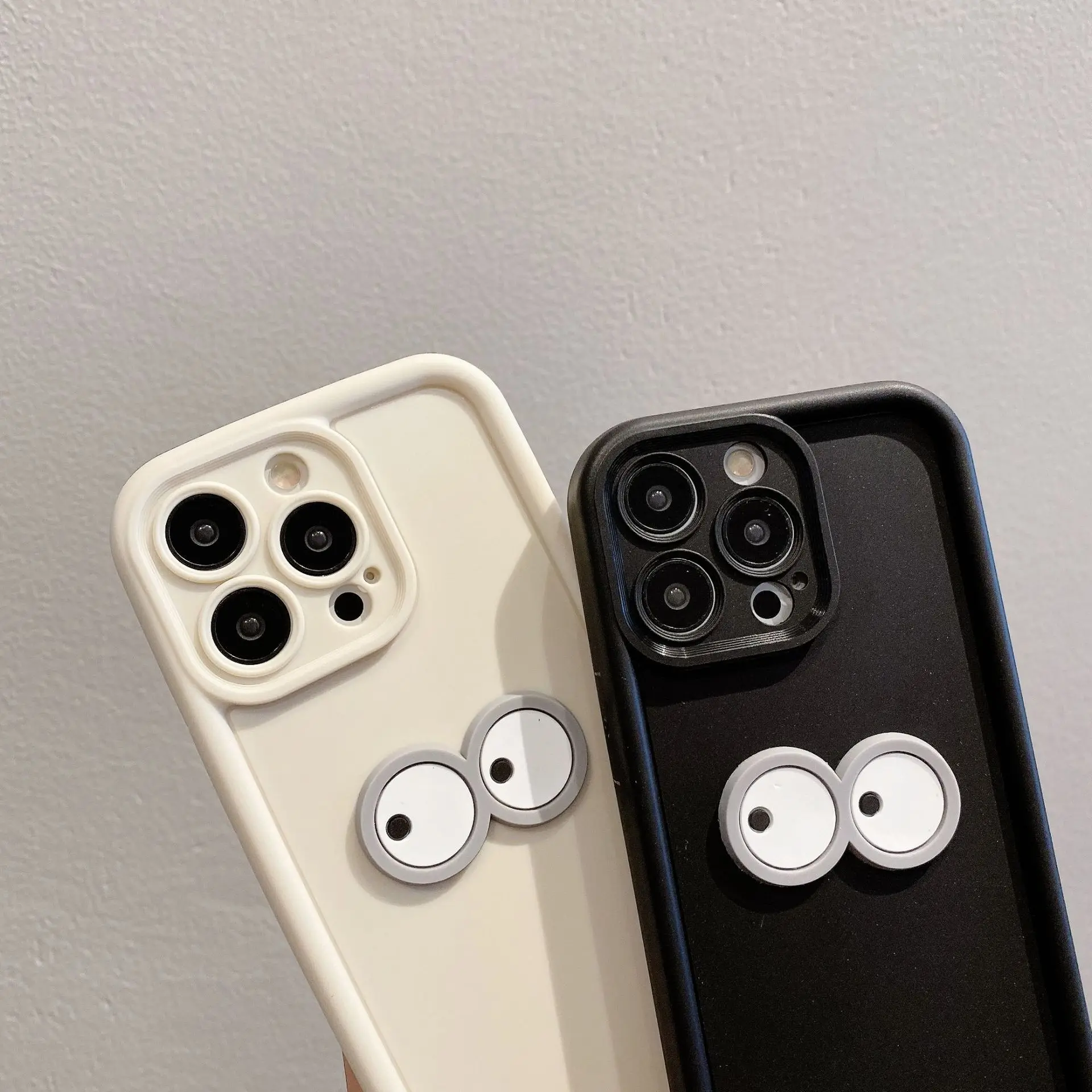 50PCS Cute Eyes Couple Phone Case For iPhone 12, 11, X,14, 15, 13 Pro, All-inclusive Ins-style Black White Silicone Back Cover