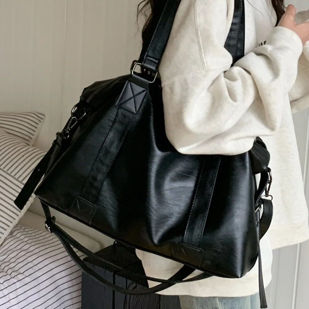 

Fashion Large Capacity Short-haul Travel Bag PU Leather Multifunctional Travel Tote Waterproof Travel Luggage Handbag Streetwear