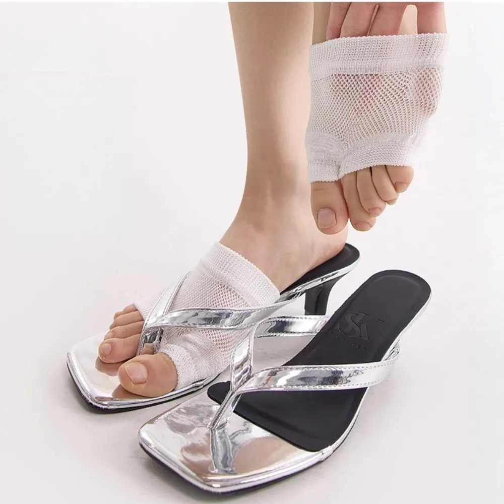 Soft Breathable Mesh Forefoot Socks Anti-slip Silicone Foot Arch Support Half Feet Socks Invisible Soft Toe Socks Women