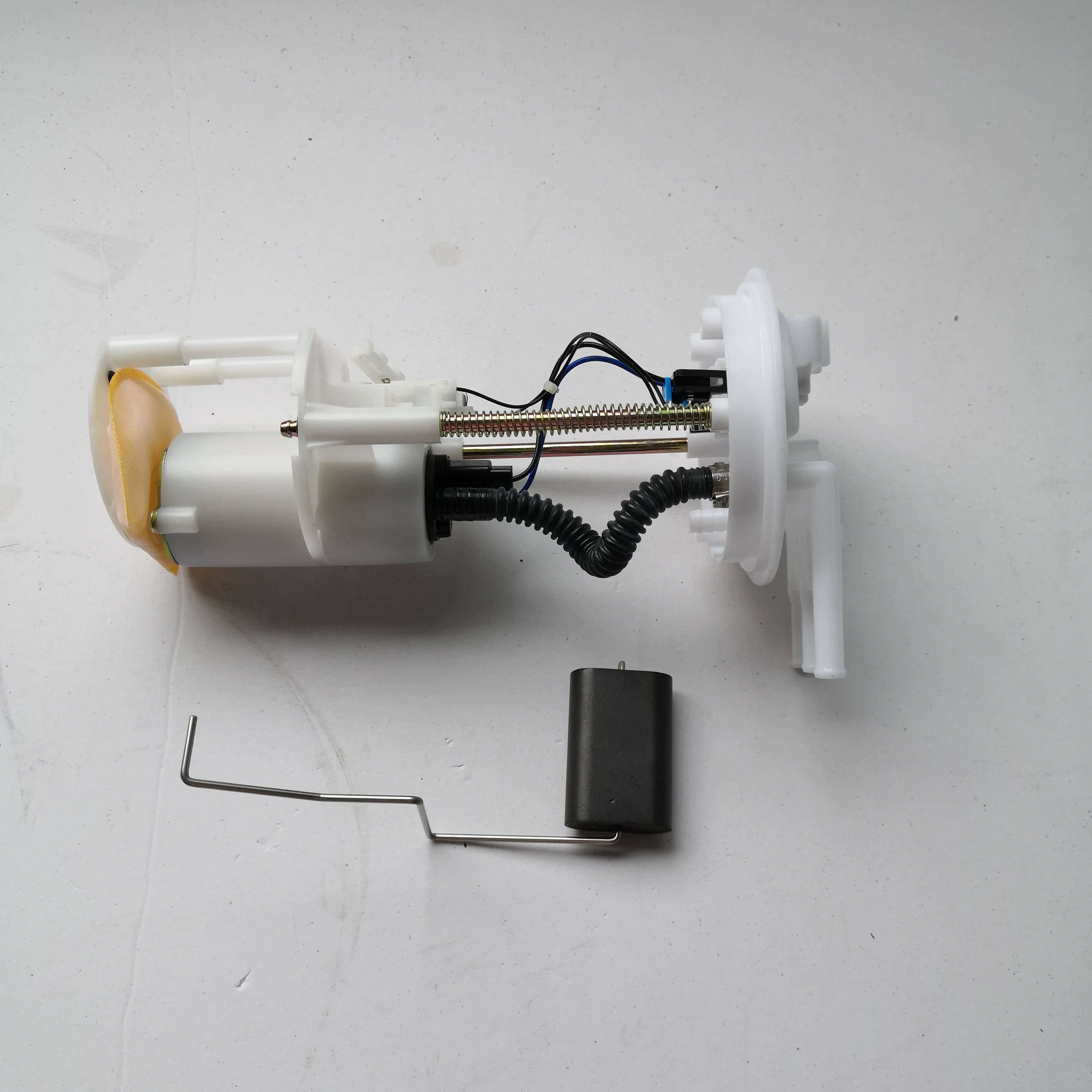 1106010-V09 Fuel Pump Assy For FAW Jiabao 1020 6350