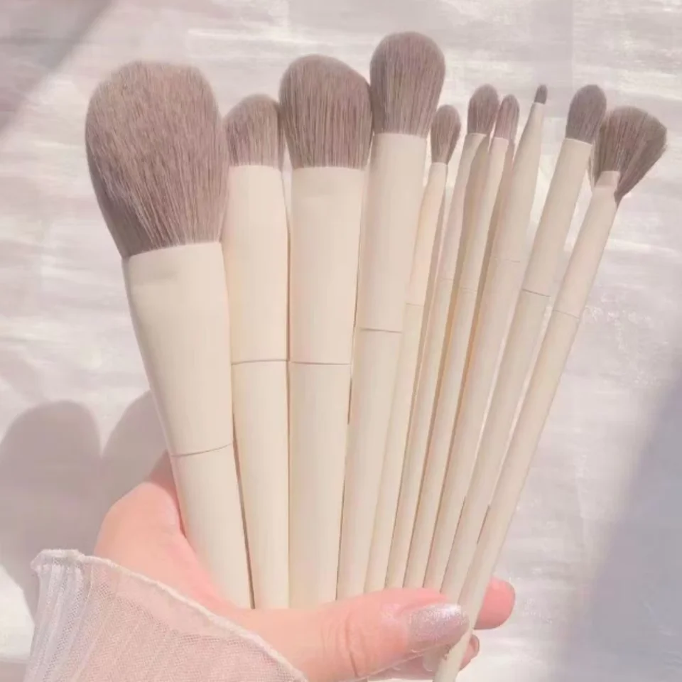 Set de Brochas de Maquillaje Suaves y Esponjosas para Sombras, Base, Polvo, Rubor y Difuminado para Mujeres 2