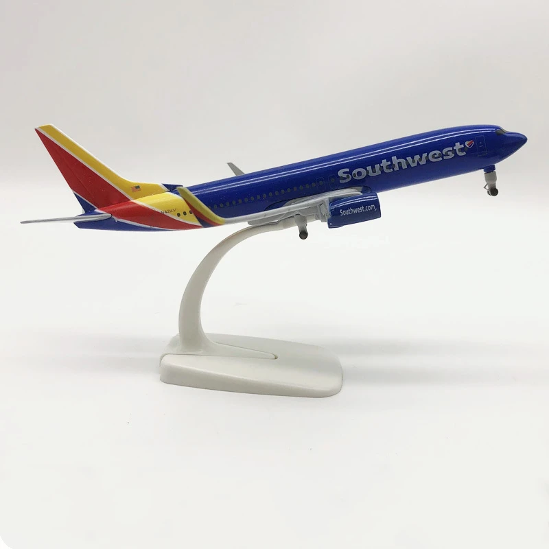 20CM Model samolotu ameryka południowo-zachodnie linie lotnicze Boeing B737 linie lotnicze odlewany Metal samolot zabawka figurka prezent kolekcjonerskie